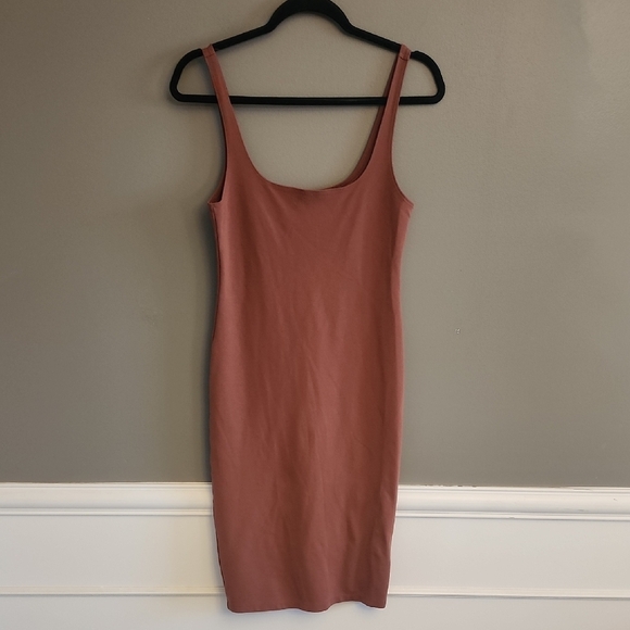Forever 21 Dresses & Skirts - Forever 21 Brown Form Fitting Dress